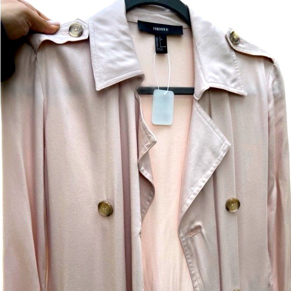 Forever 21 Trench in size S/P - Picture 6 of 6